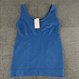 Nearly Nude Top Wm XL/1X Plus Blue Sleeveless Tank Seamless Shaping Shirt NEW